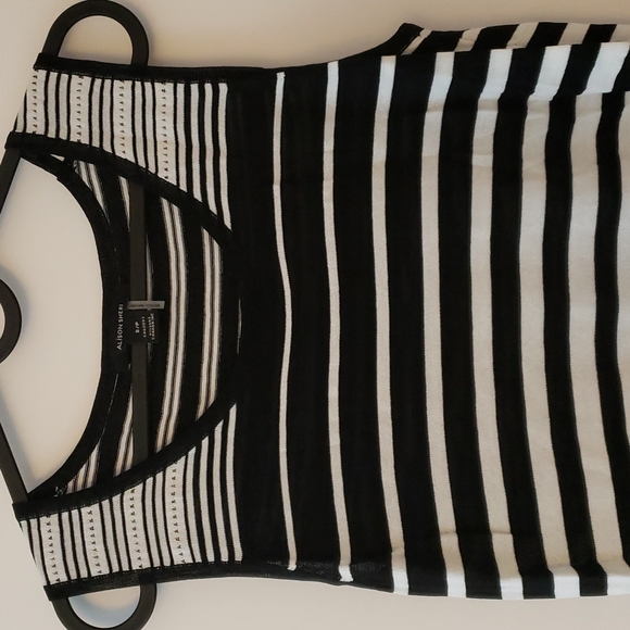 Alison Sheri Black and white strips, Small - Picture 5 of 5
